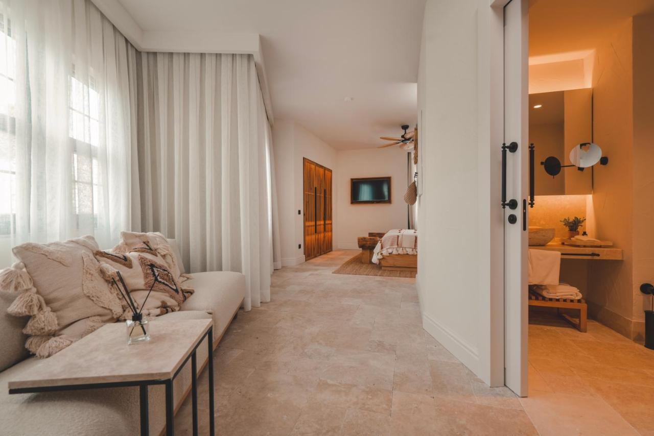 6 Rooms By Azumare Side Exteriör bild